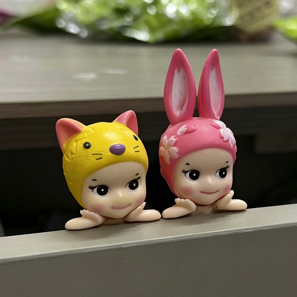 Yoga Fitness First - Baru!! Figur Mini Bercahaya Dalam Gelap