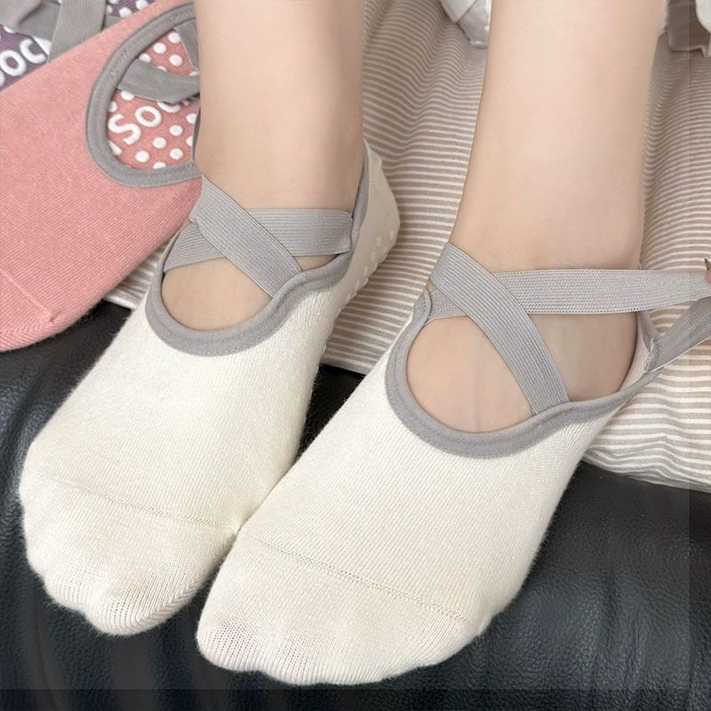 Kaus Kaki Yoga Wanita Profesio - Yoga Dance & Fitness Center Llc ulasan dan harga