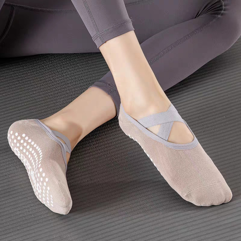 Kaus Kaki Yoga Wanita Profesio - Yoga Dance & Fitness Center Llc ulasan dan harga