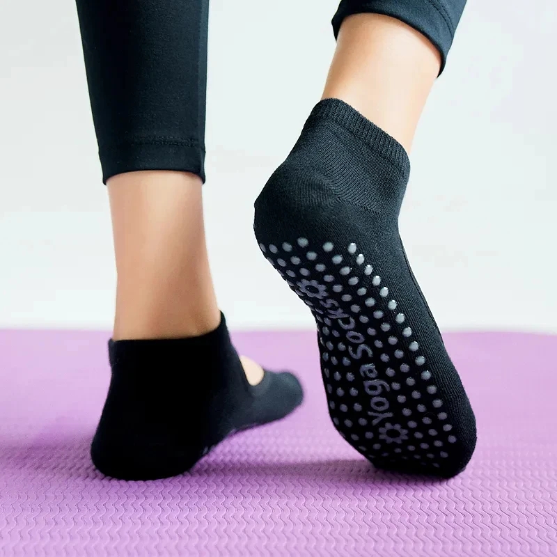 Kaus Kaki Yoga Wanita Kualitas - Yoga Dance & Fitness Center Llc ulasan dan harga