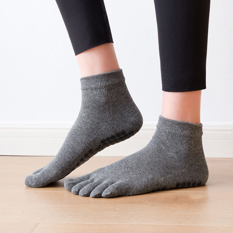 Kaus kaki Yoga Anti selip untu - Yoga Dance & Fitness Center Llc ulasan dan harga